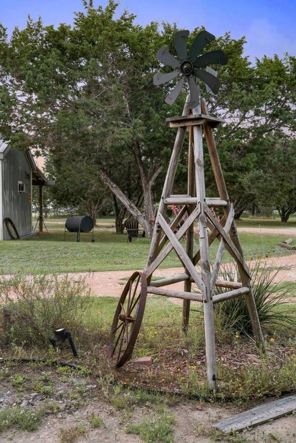 #3 Wrangler~Bandera Tin Star~Bandera, Tx. Apartment Exterior photo